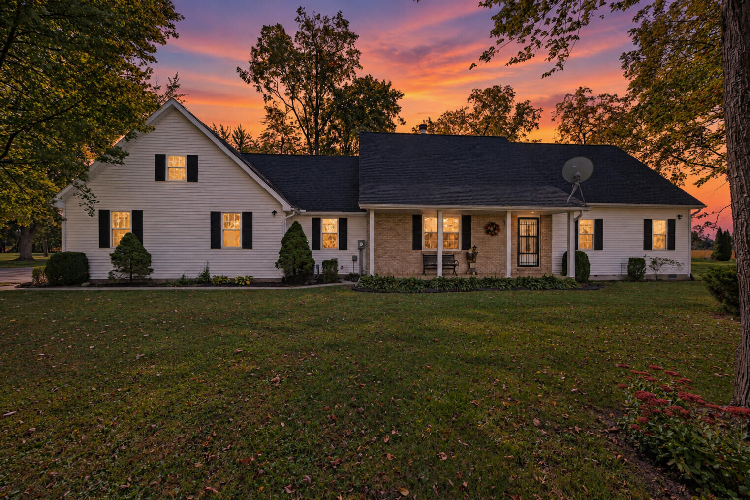 Property Photo: 26468 Goshen Road OH 43331