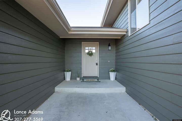 Property Photo:  1810 Absaroka Trail  WY 82601 
