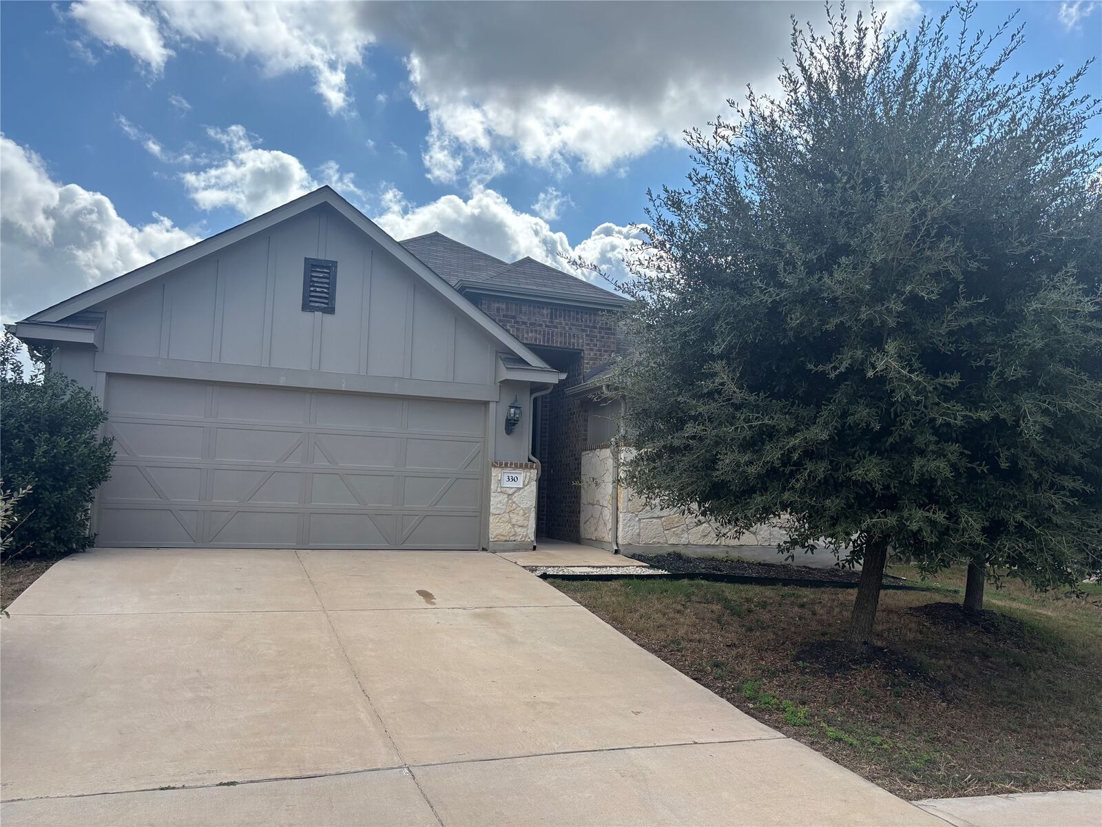Property Photo: 330 Algaroba Loop TX 78610