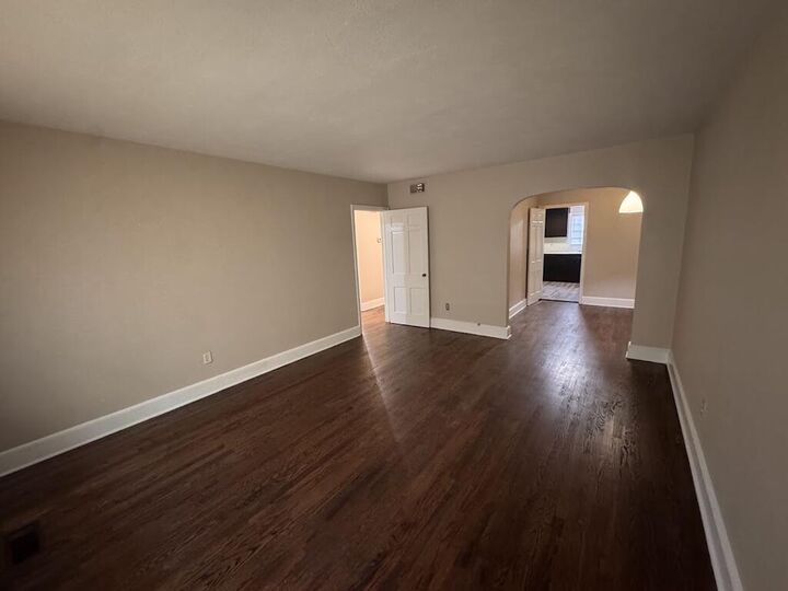 Property Photo: 820 #2 W 3rd Avenue GA 31701