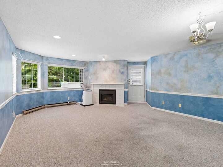 Property Photo:  1328 Brunette Avenue 9  BC V3K 6K1 