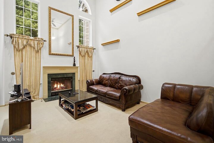 Property Photo:  10 Burr Court  NJ 08536 