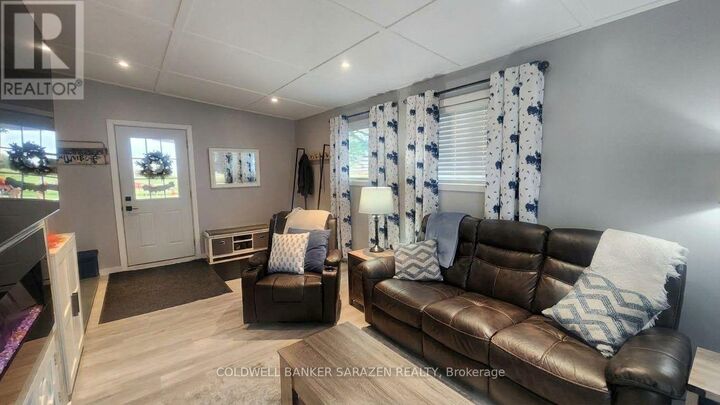 Property Photo:  74 Richards Lane  ON K7S 3G9 