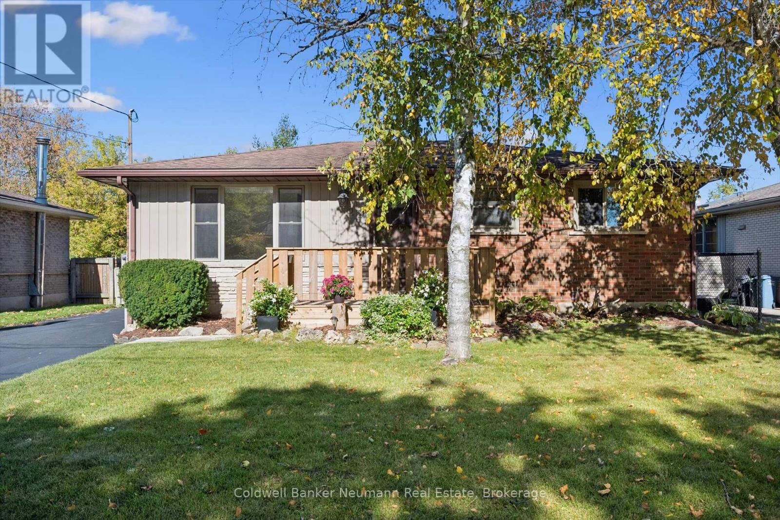 Property Photo:  22 Carter Drive  ON N1E 1X7 