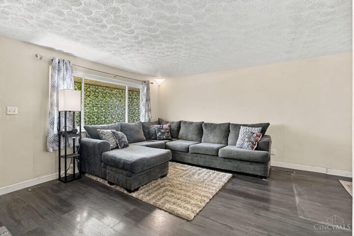 Property Photo: 746 Ledro Street OH 45246