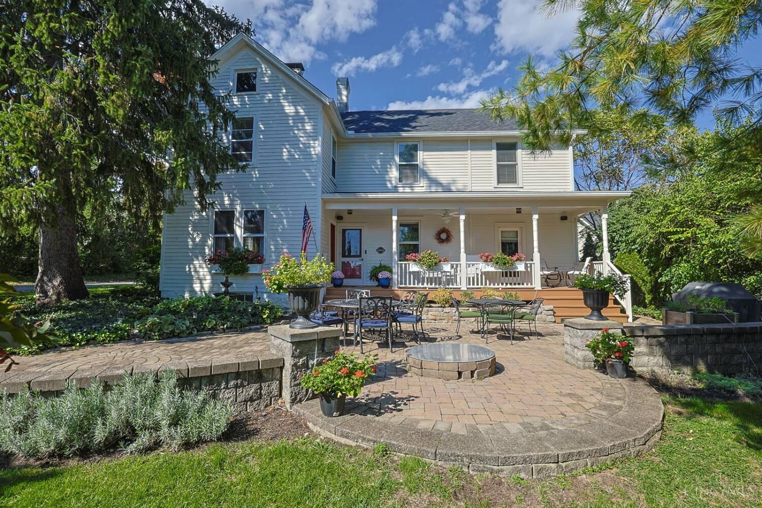Property Photo:  80 West Street  OH 45242 