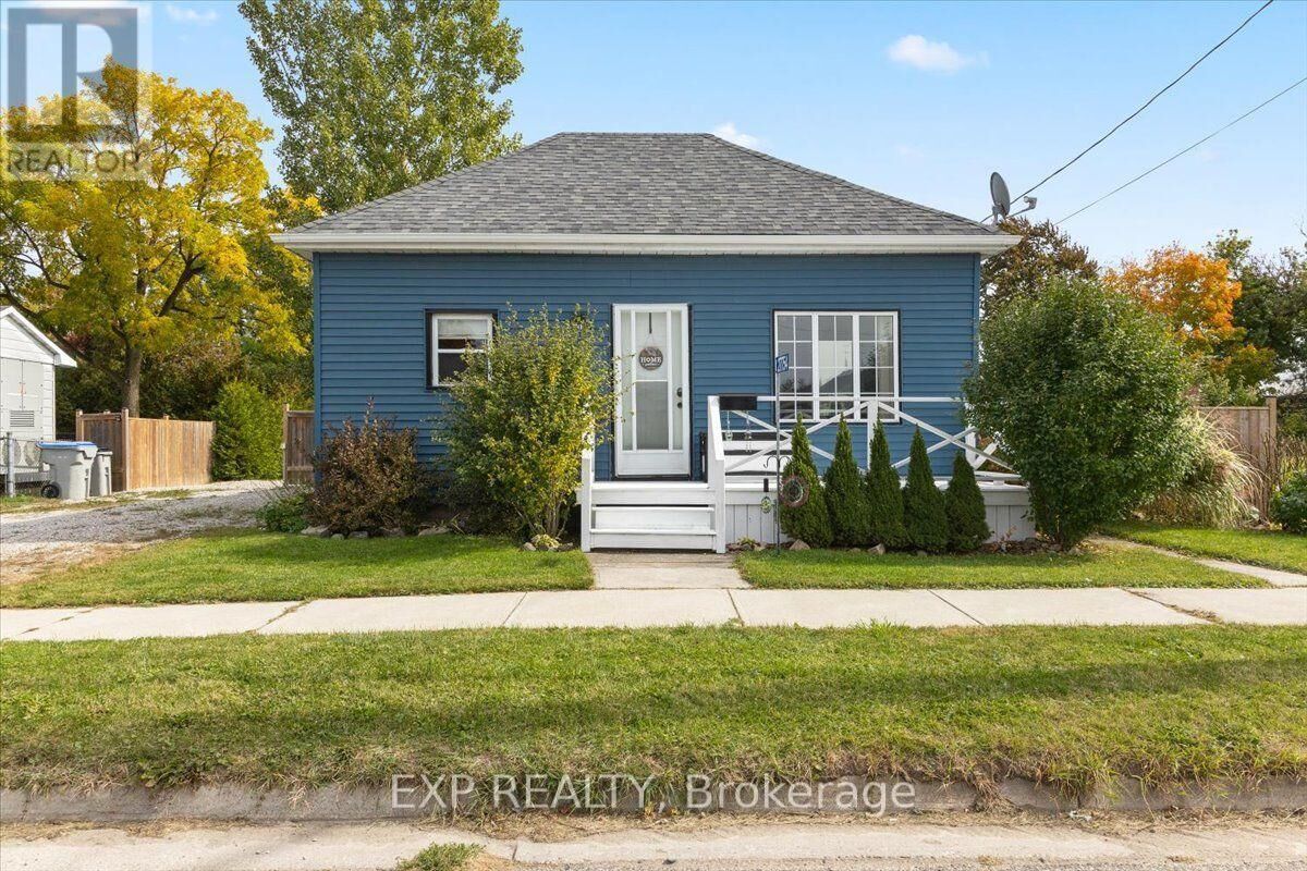 Property Photo:  27754 Kerwood Road  ON N0M 2B0 