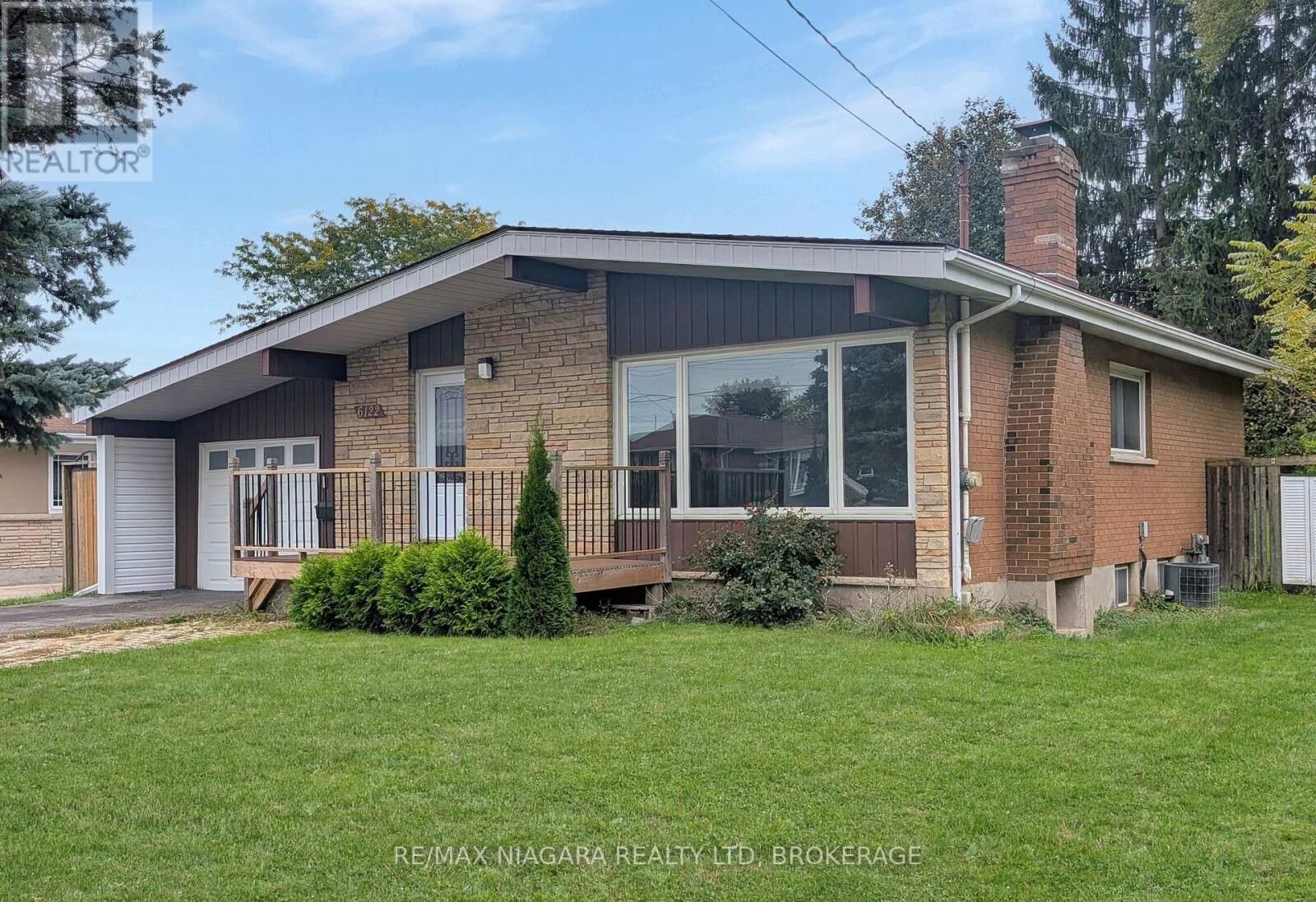 Property Photo:  6122 Mayfair Drive  ON L2J 1W1 