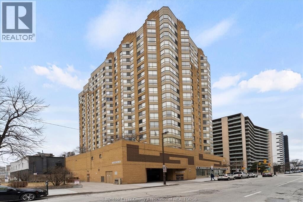 Property Photo:  75 Riverside Drive East 1504  ON N9A 7C4 