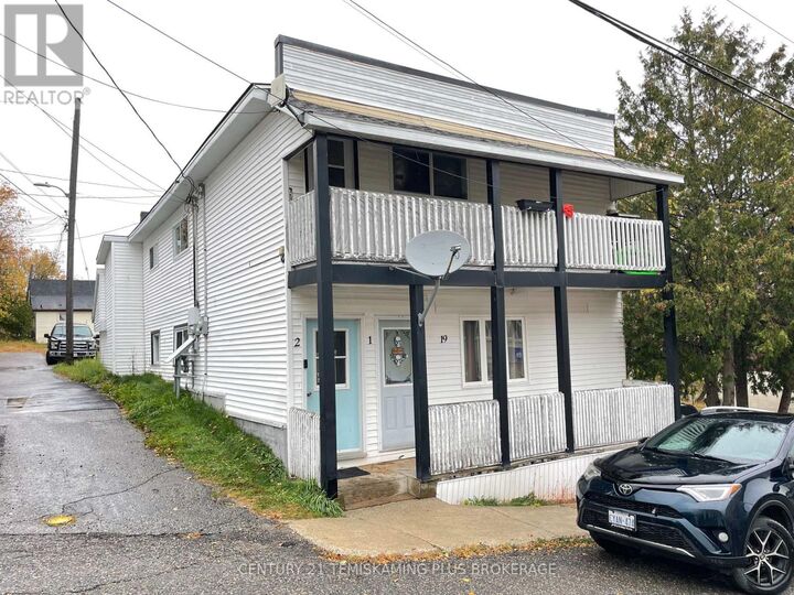 Property Photo:  19 Prospect Avenue  ON P0J 1C0 