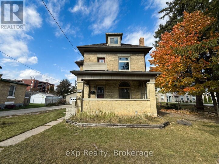 Property Photo:  388 11th Street  ON N4N 1S5 