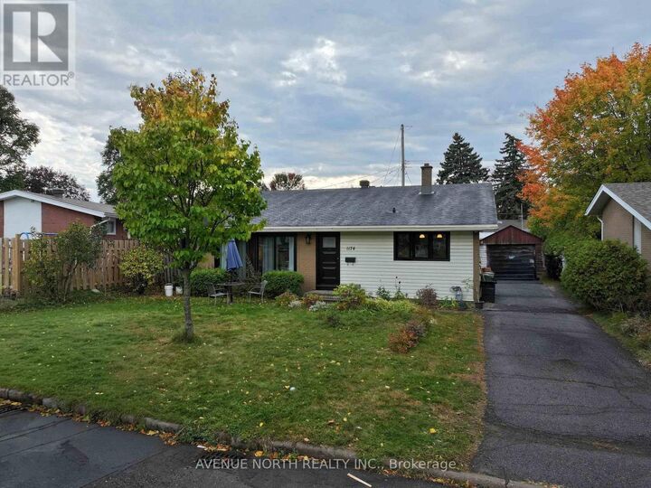 Property Photo:  1174 Maybank Street  ON K2C 2W6 