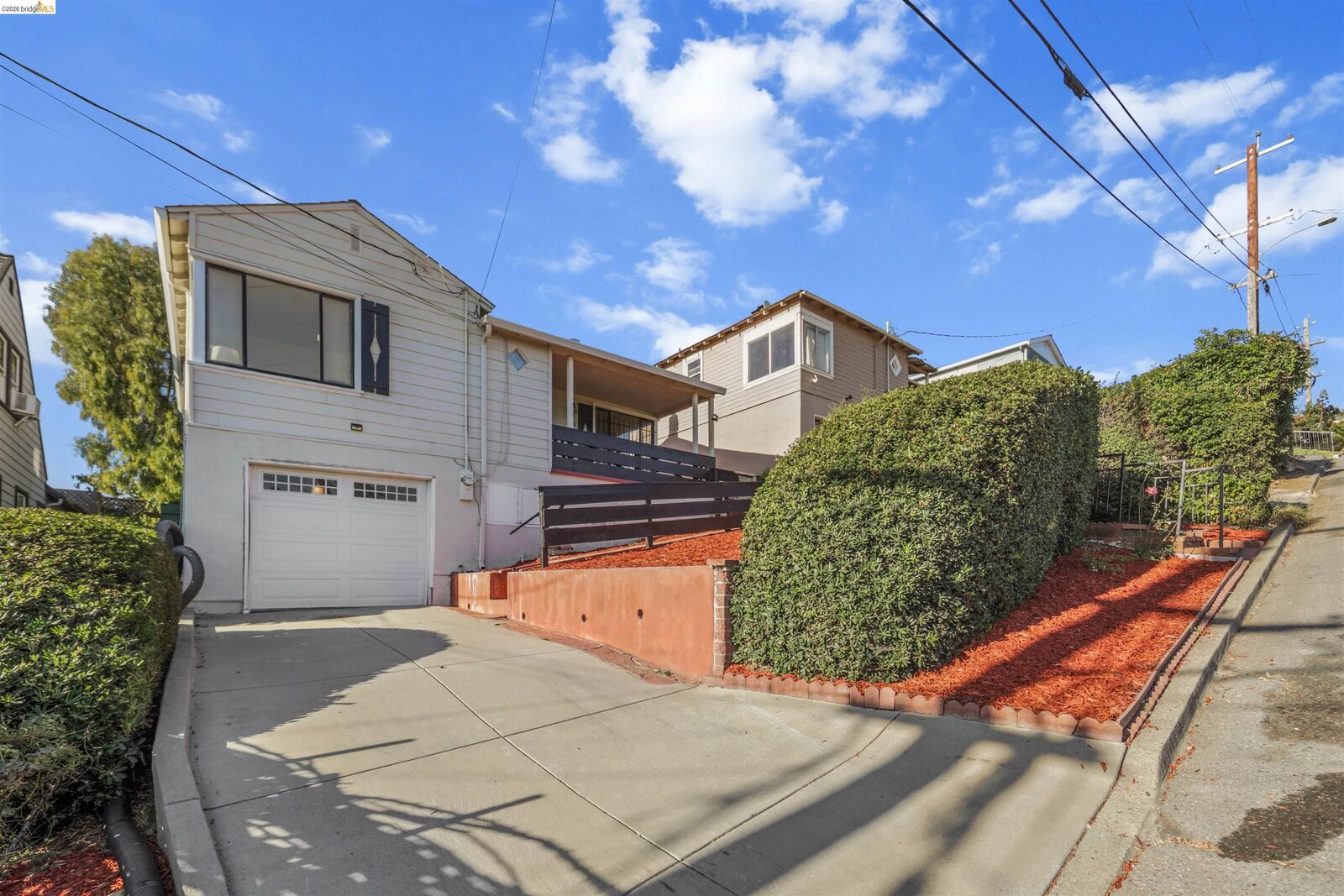 Property Photo: 3301 82nd Ave CA 94605