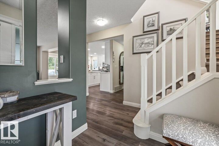 Property Photo:  104 Becker Crescent  AB T8L 0C2 