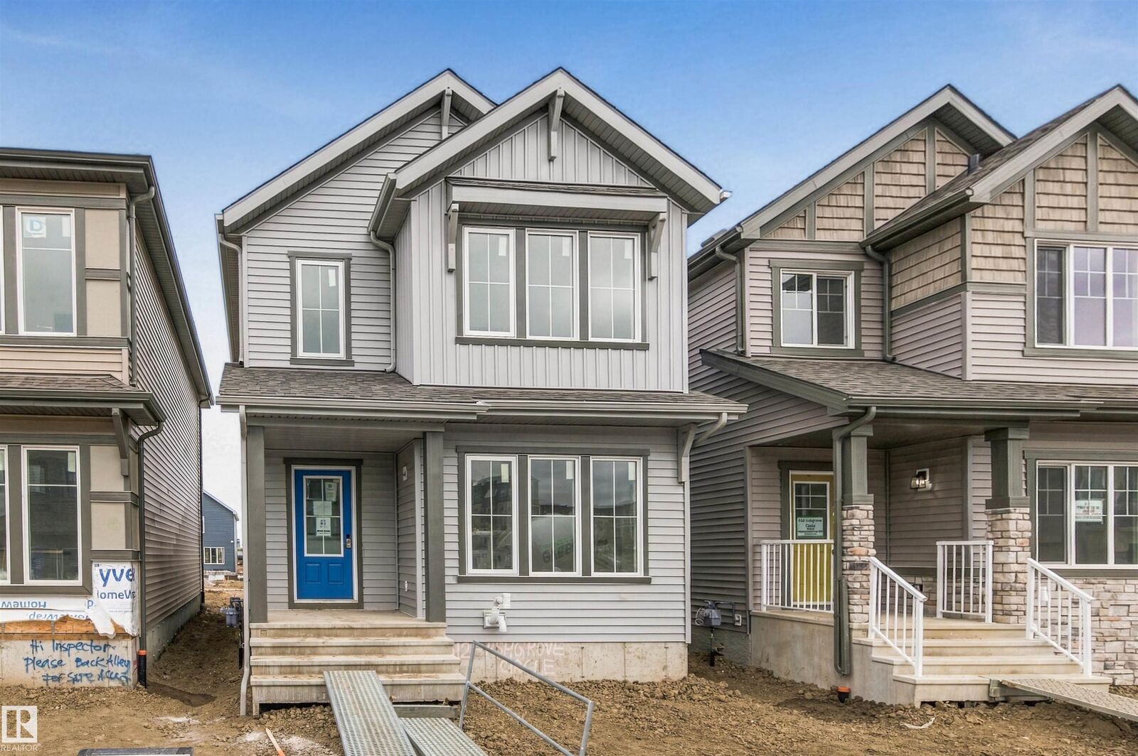 Property Photo:  612 Ashgrove Circle  AB T9E 1X4 