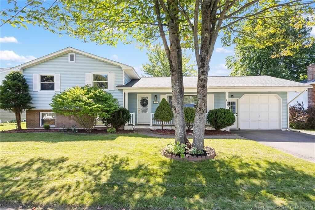 Property Photo:  436 Cherry Avenue  NB E3A 5L3 