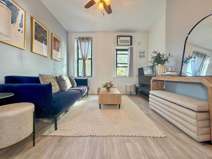 Property Photo:  372 2nd St 4L  NJ 07302 