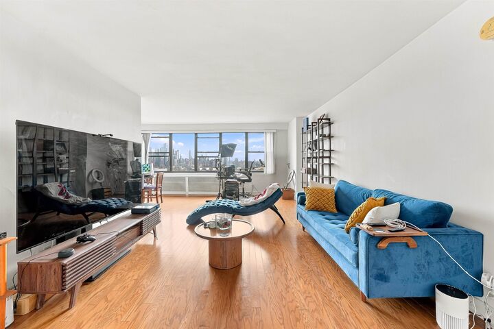 Property Photo: 500 Central Ave 1709 NJ 07087
