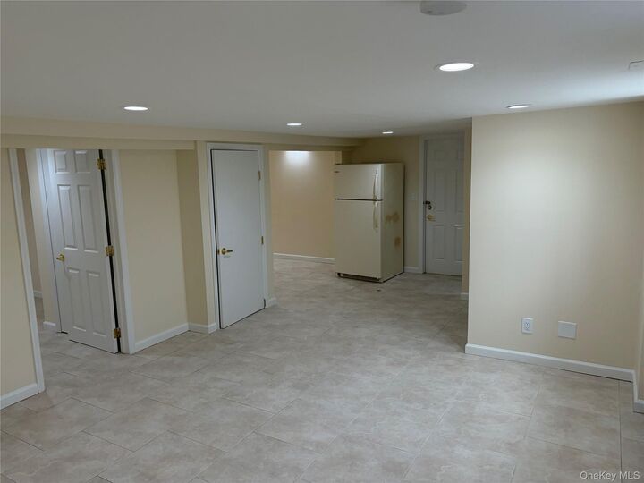 Property Photo:  904 11th Street  NY 11704 