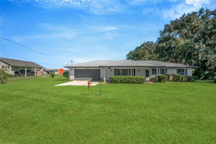 Property Photo:  3220 Blount Road  FL 33527 