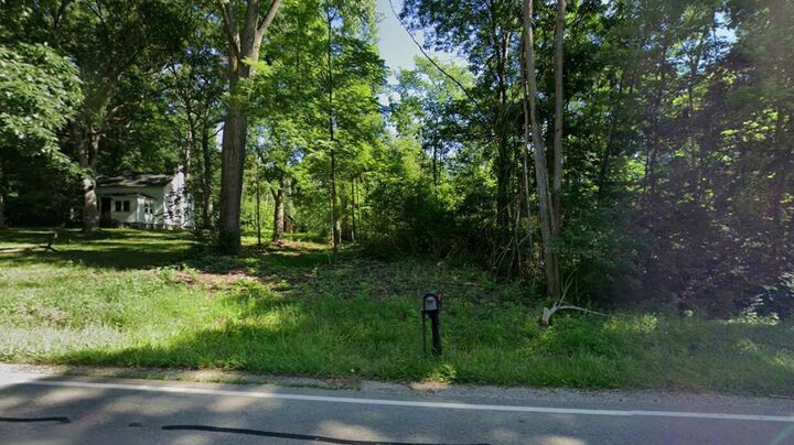 Property Photo:  1030 E Berry Road  MI 49277 