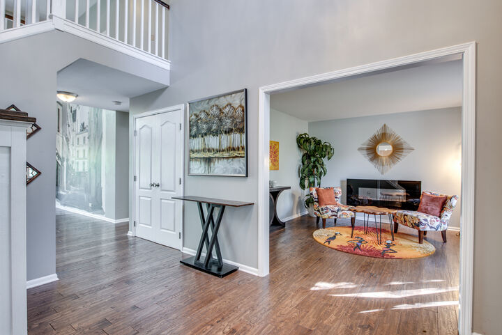 Property Photo: 2518 Adamsway Drive IL 60502