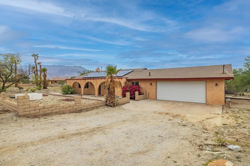 Property Photo:  1410 Sewanee Drive  CA 92004 