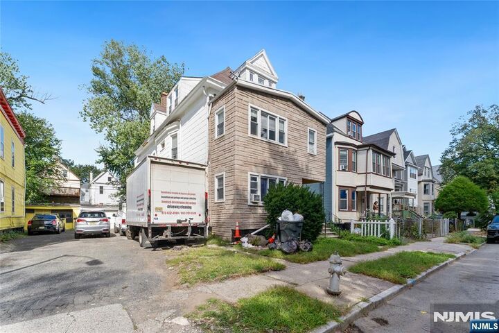 Property Photo:  25 17th Street  NJ 07018 