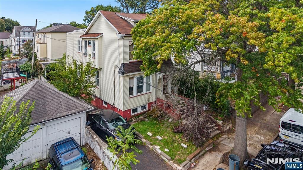 Property Photo:  10 Bock Avenue  NJ 07112 