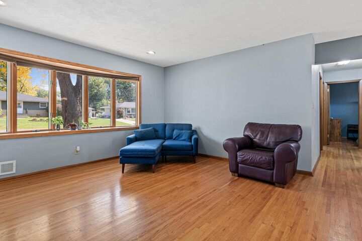 Property Photo:  2949 Northview Street  MN 55113 