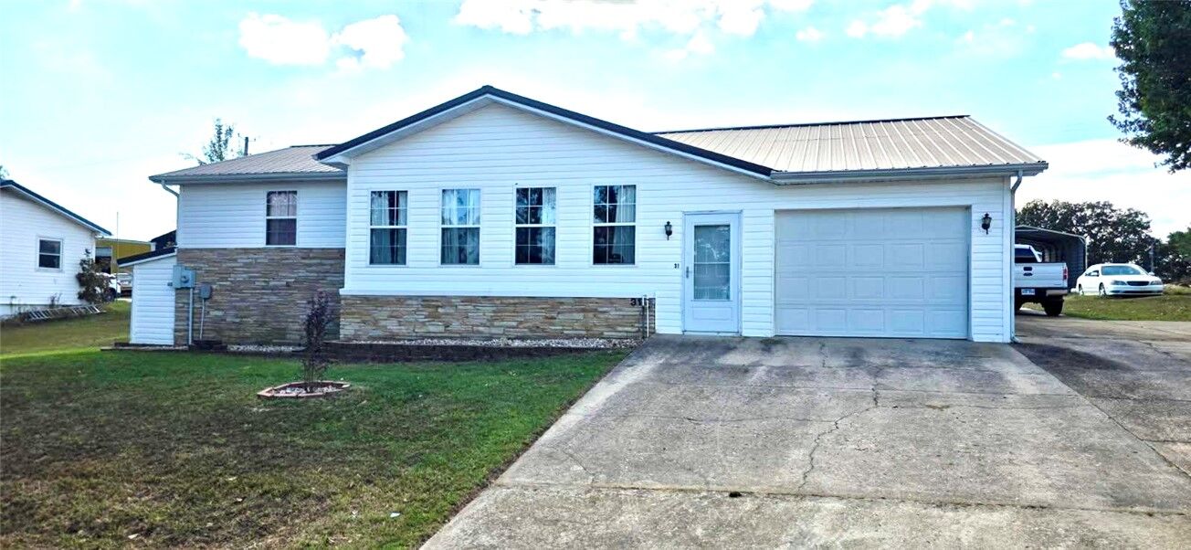 Property Photo:  31 Whiteys Drive  AR 72644 