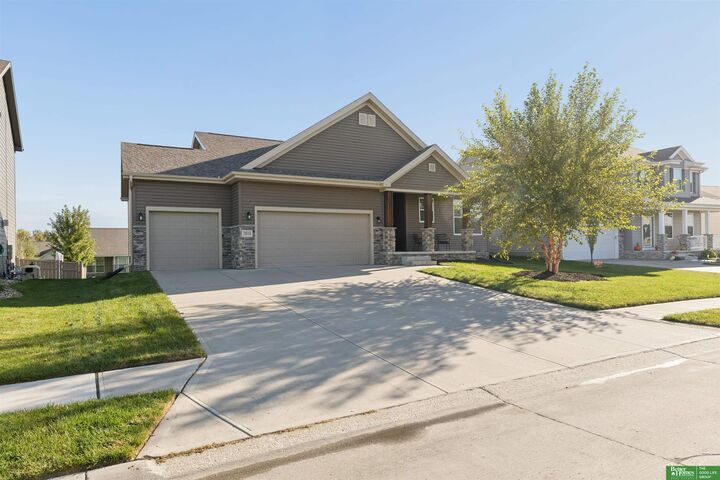 Property Photo:  7813 S 184th Avenue  NE 68136 