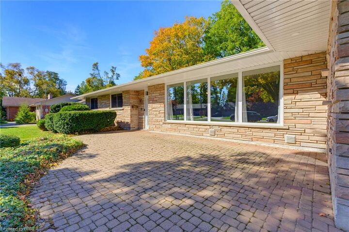Property Photo:  11 Belholme Avenue  ON N3T 1R9 