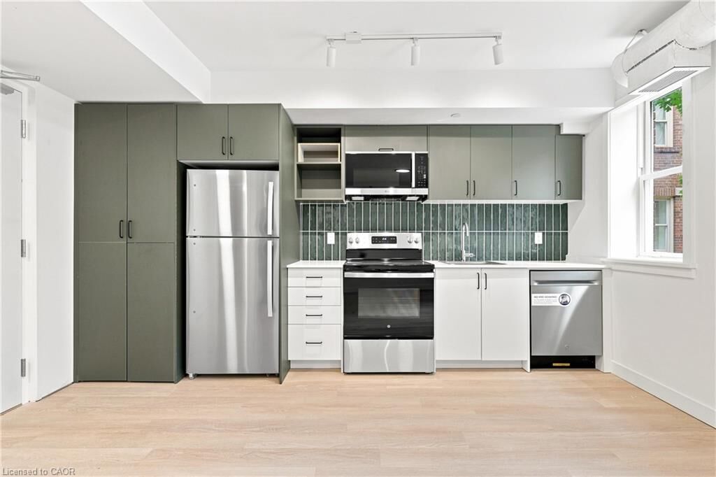 Property Photo:  325 James Street S 210  ON L8P 3B7 