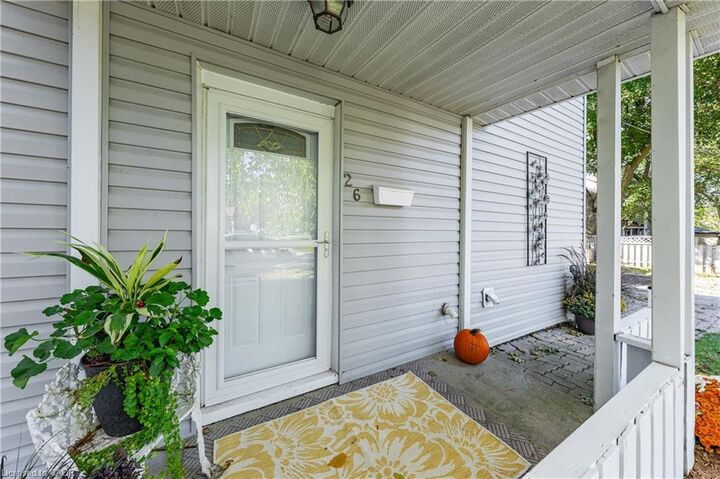 Property Photo:  26 Bechtel Street  ON N3C 1Z6 