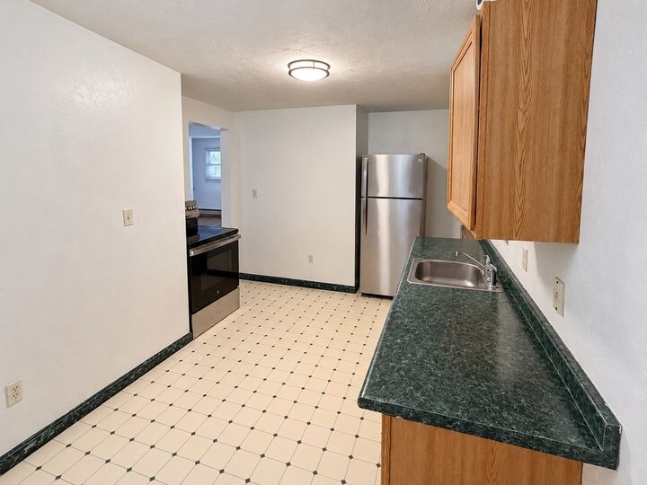 Property Photo: 126 Turnpike St B MA 02021