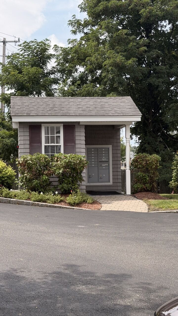 Property Photo: 264 Winn St B MA 01803