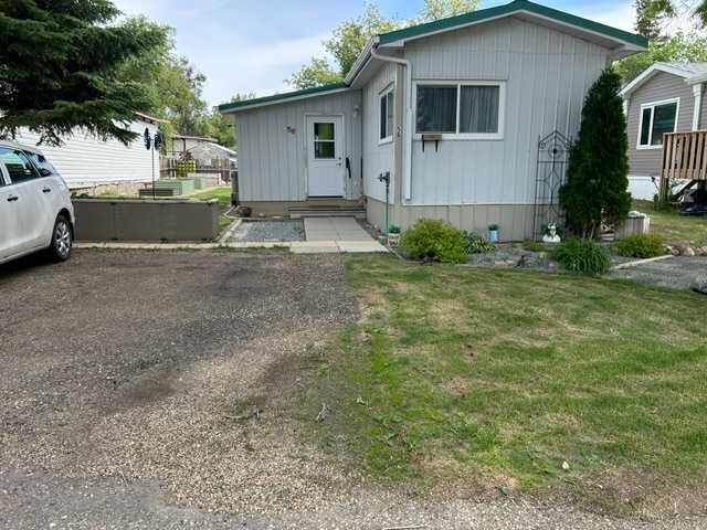 Property Photo:  56 Greenbrook Village E  AB T1R 0R7 
