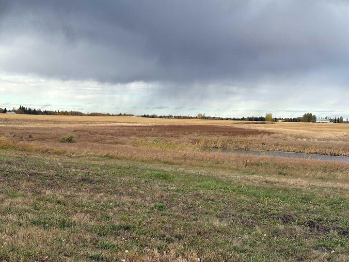 Property Photo:  32 Hillgreen Drive  SK S9V 0X7 