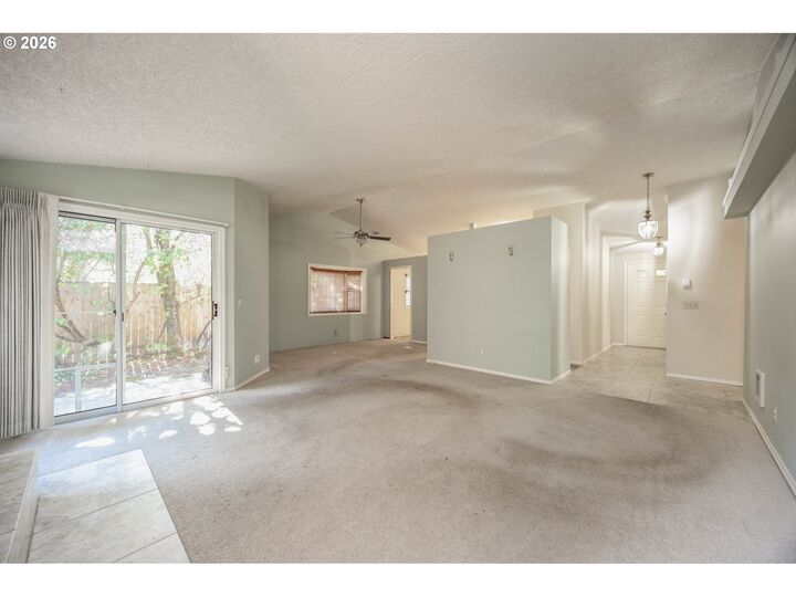 Property Photo:  210 NW 111th Loop  WA 98685 