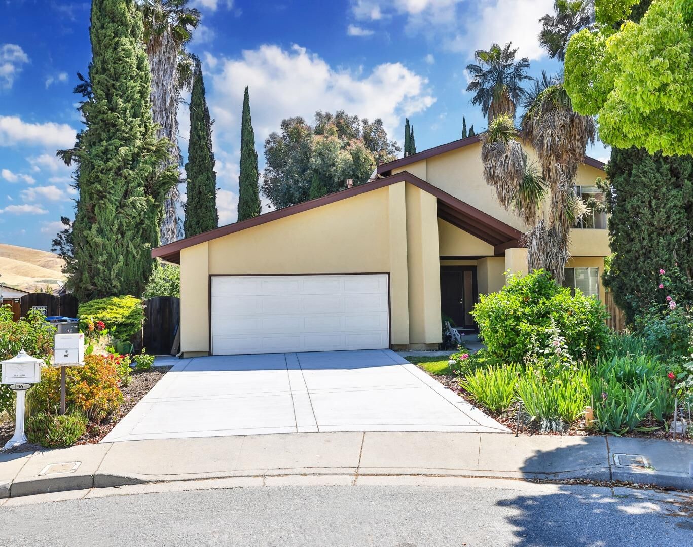 Property Photo: 90 Southport CA 95138