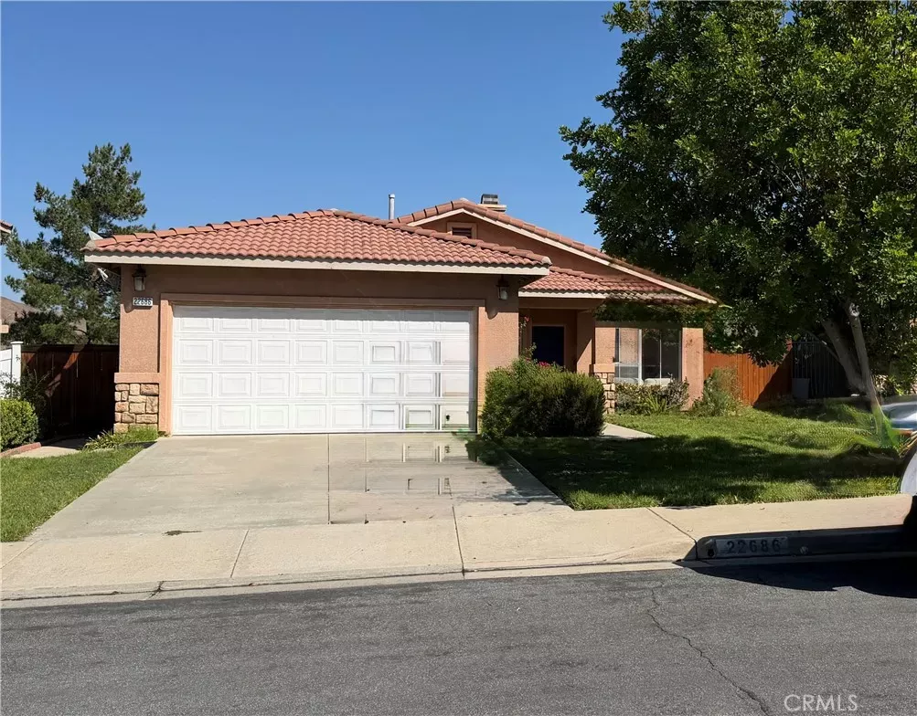 Property Photo:  22686 Hannah Court  CA 92883 
