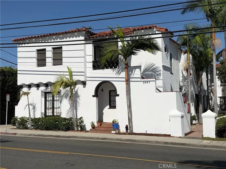 Property Photo:  3901 E 10th  CA 90804 