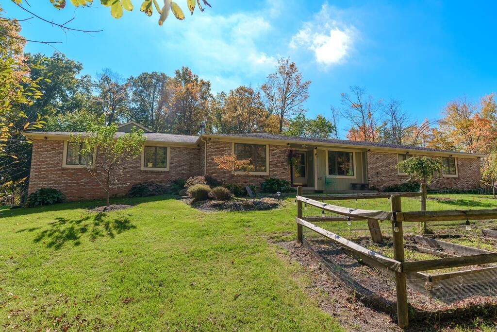 Property Photo:  114 Ponder Place SW  OH 43062 