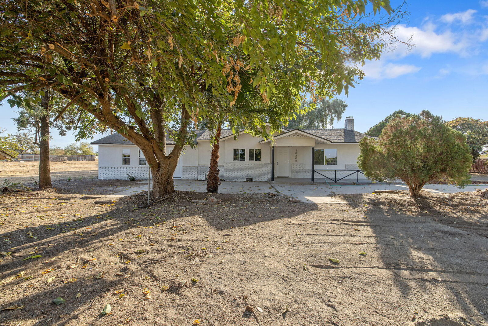 Property Photo:  20288 Road 196  CA 93247 