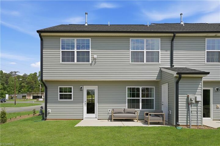 Property Photo: 100 Sienna Court NC 27298