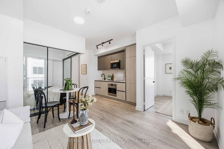 Property Photo:  108 Peter Street 1003  ON M5V 2G7 