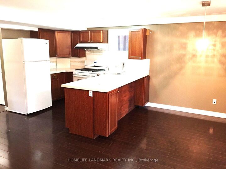 Property Photo:  91 Cameron Avenue Lower Level  ON M2N 1E3 