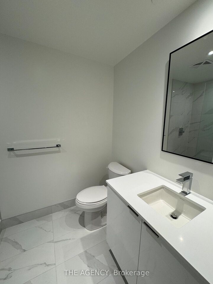 Property Photo: 863 St Clair Avenue W 606 ON M6C 1C4