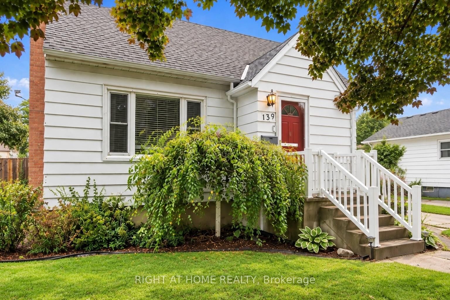 Property Photo:  139 Gordon Street  ON N7T 6N7 